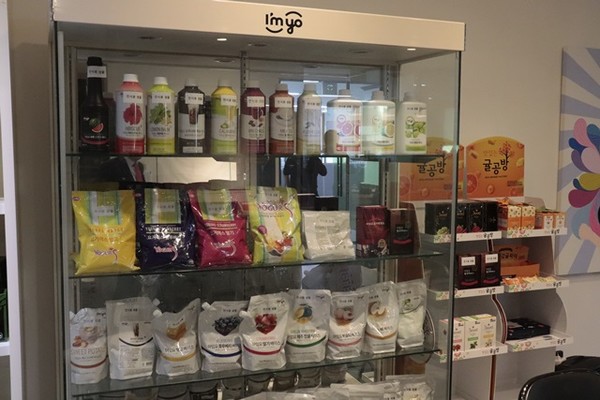 ▲ 휴럼은 유산균부터 요거트 디저트, 다이어트 식품 등 다양한 제품을 선보이고 있다.